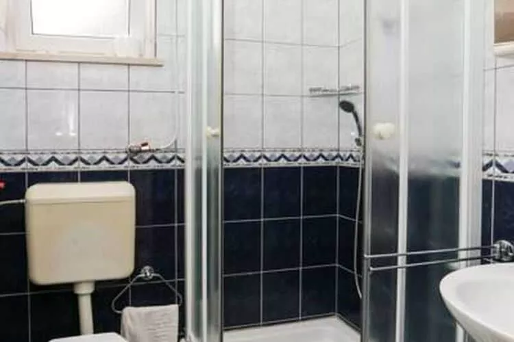 Apartments Posta - Comfort Studio with Balcony and Sea View - Apartman 1-Bathroom
