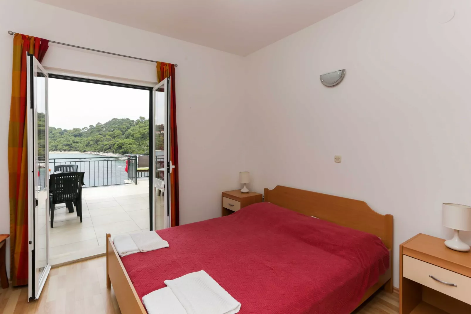 Apartments Posta - One-Bedroom Apartment with Terrace and Sea View (4 Adults) - Apartman 4-Bedroom