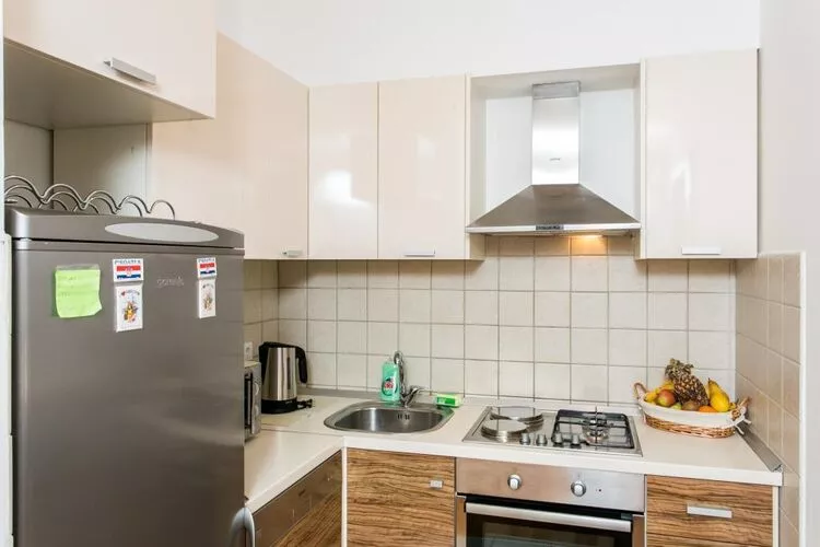 Apartment Penetra - Two Bedroom Apartment with Balcony and Sea View-Kitchen