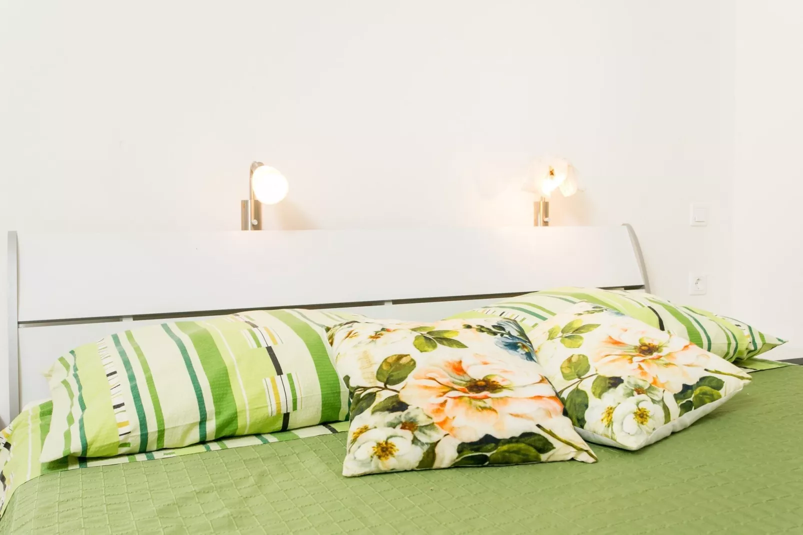 Apartment Penetra - Two Bedroom Apartment with Balcony and Sea View-Bedroom