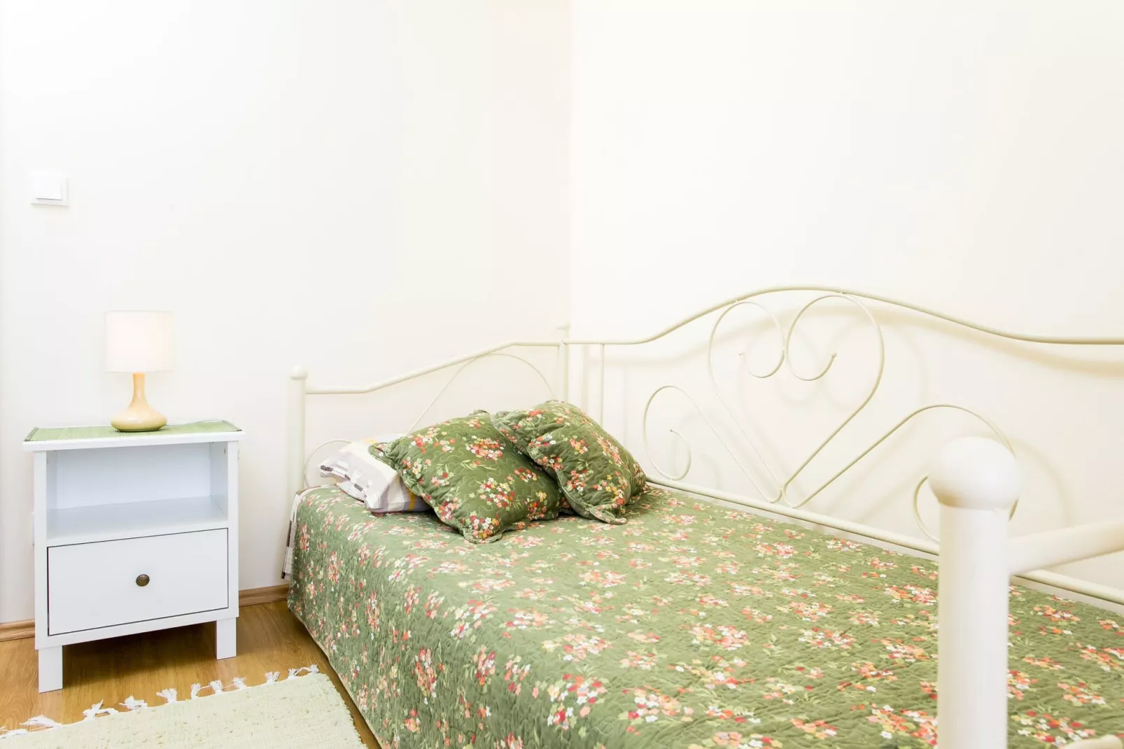 Apartment Penetra - Two Bedroom Apartment with Balcony and Sea View-Bedroom