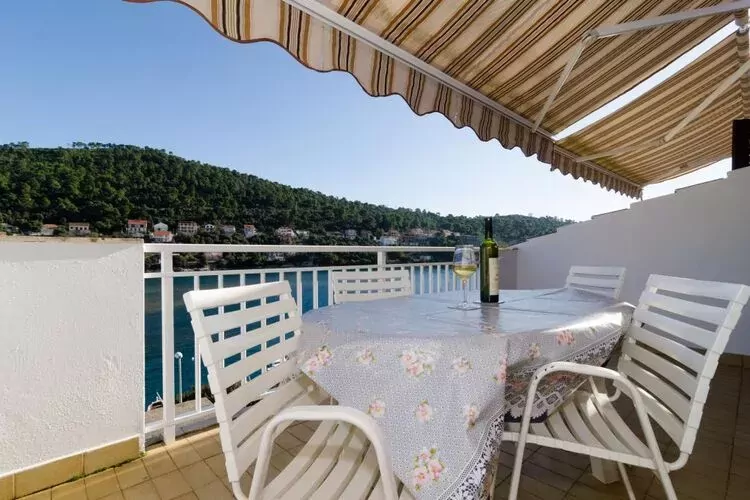 Apartments Kuzma - One-Bedroom Apartment with Balcony and Sea View-Terrace balcony