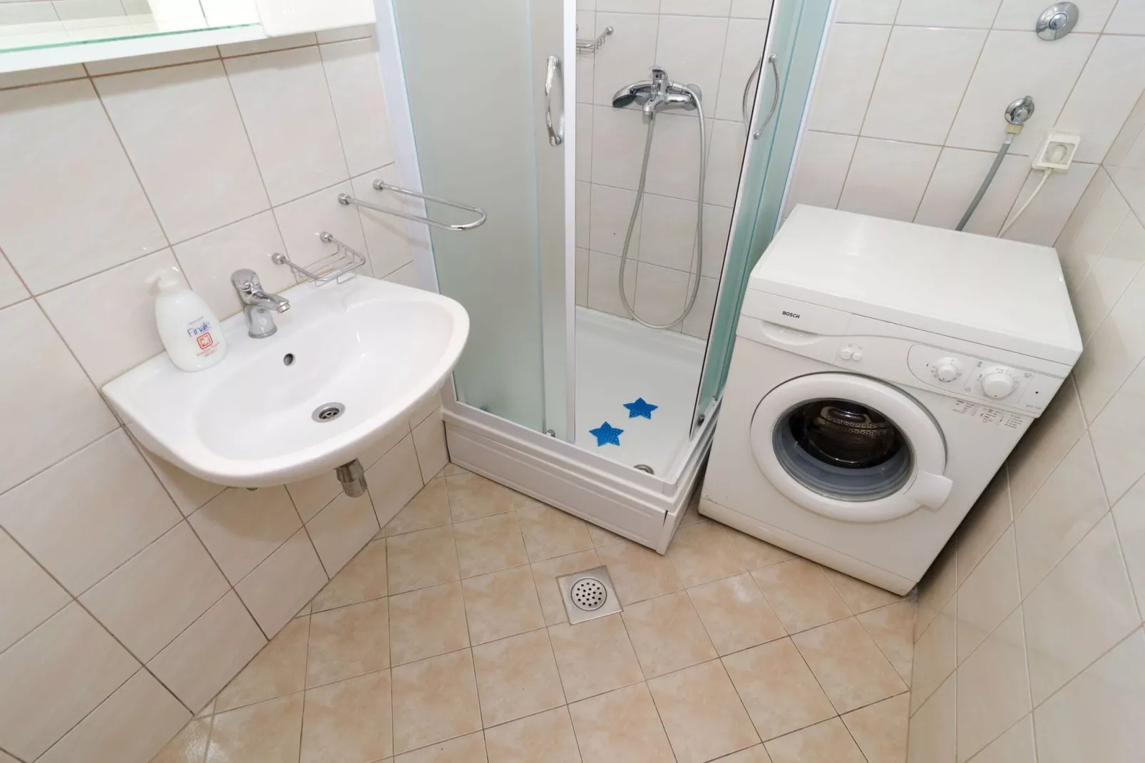 Apartments Radic - Studio Apartment (2-3 Adults) - Kneza Domagoja Street - BR 2-Salle de bain