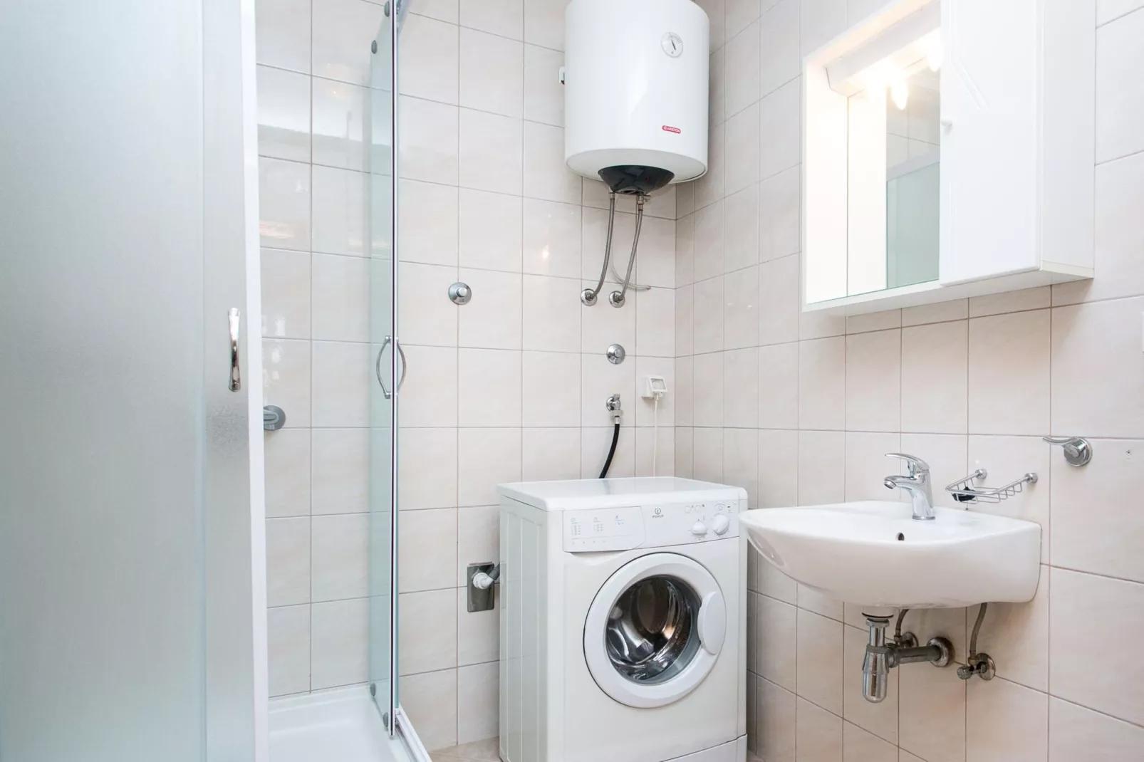 Apartments Radic - Studio Apartment (2-3 Adults) - Kneza Domagoja Street - BR 2-Salle de bain