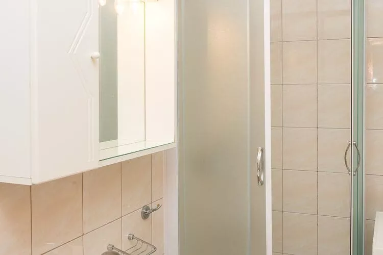 Apartments Radic - Studio Apartment (2-3 Adults) - Kneza Domagoja Street - BR 2-Salle de bain