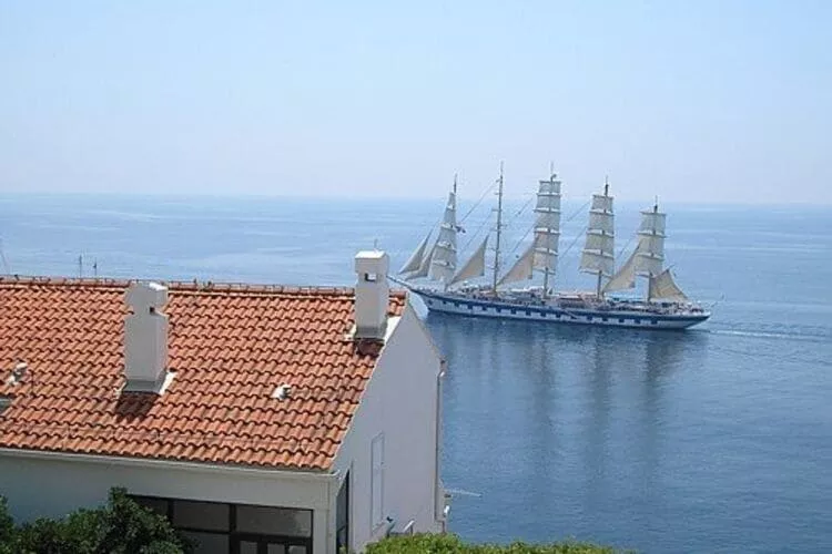 Apartment Gigi - Two Bedroom Apartment with Terrace and Sea View-Vue