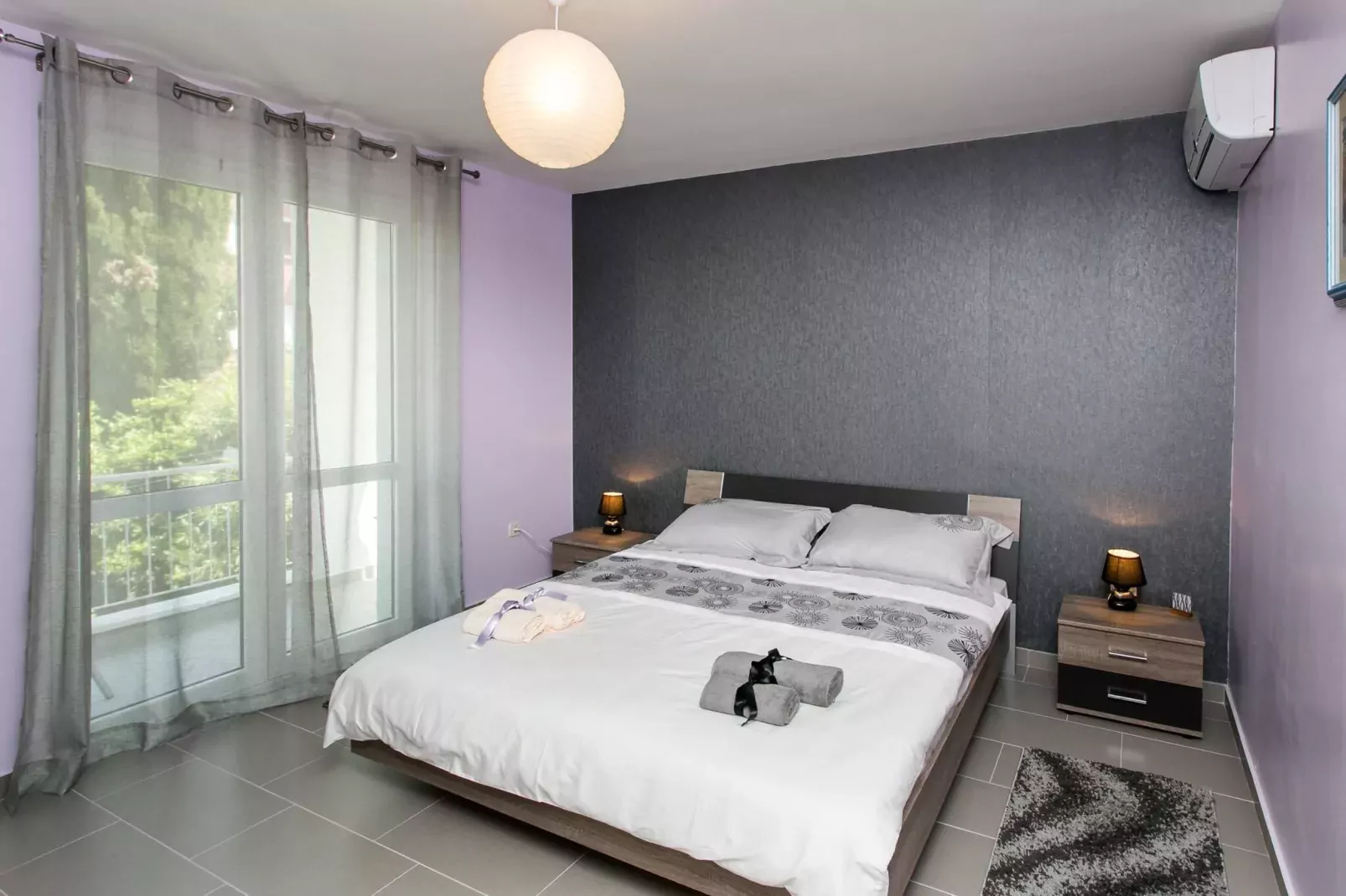 Apartment Lapad Bay- Luxury Two-Bedroom Apartment with Balcony(Black-Ivanišević)-Bedroom