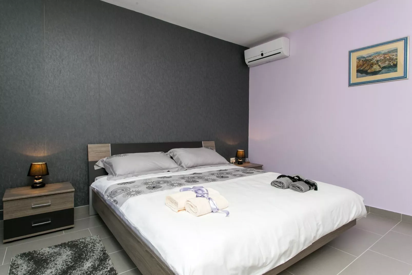 Apartment Lapad Bay- Luxury Two-Bedroom Apartment with Balcony(Black-Ivanišević)-Bedroom