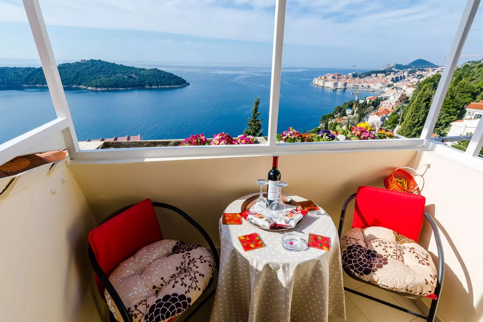 Apartment Vedrana- One-Bedroom Apartment with Balcony and Sea View-Terrace balcony