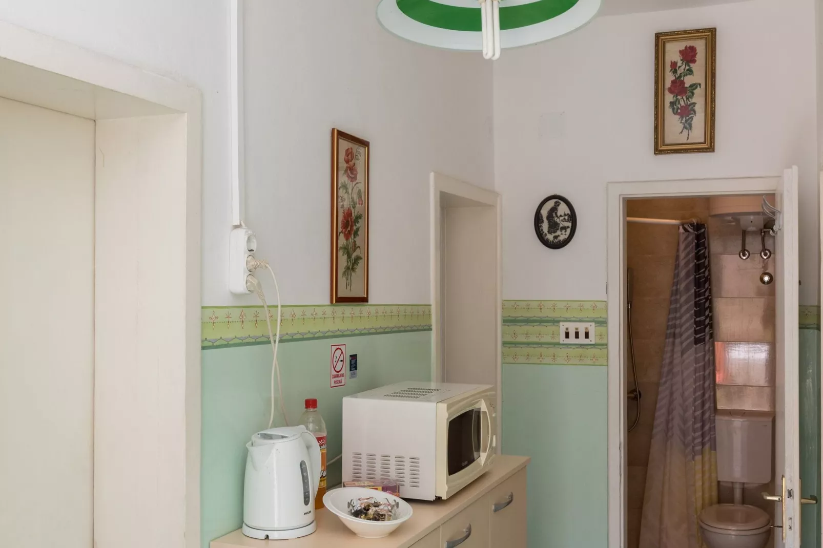 Guest House Bradas-Double Room with Shared Bathroom No3-Indoor