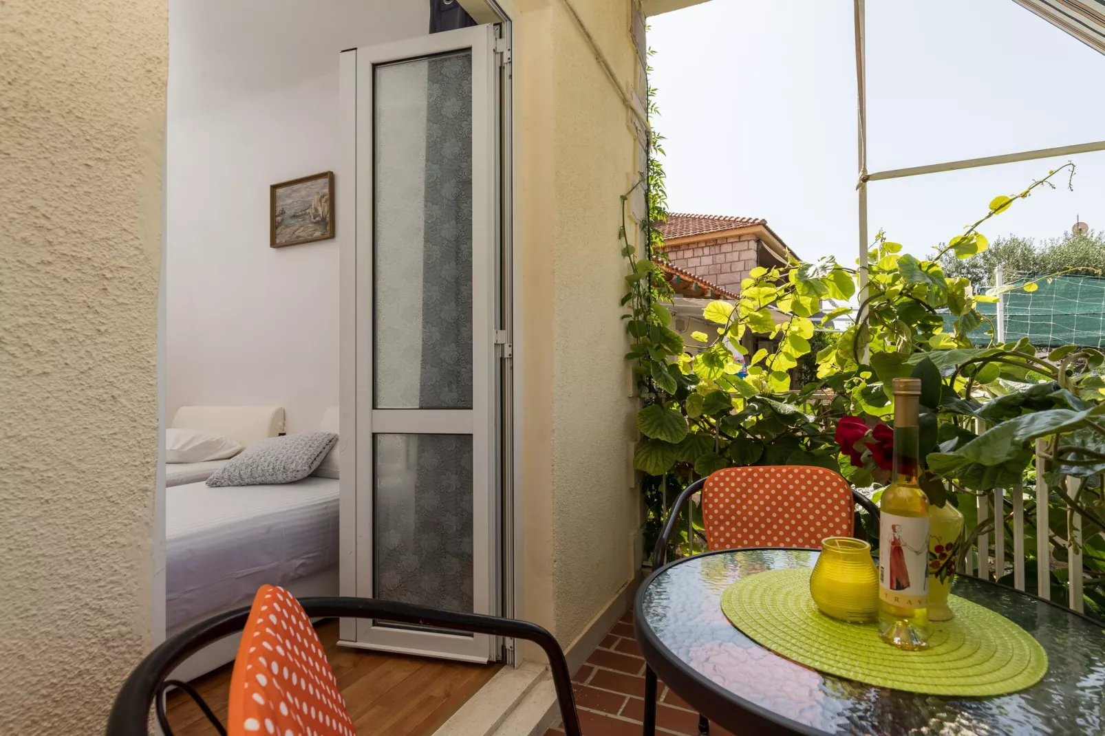 Guest House Bradas- Twin  Room with Shared Bathroom No4-Terrassenbalkon
