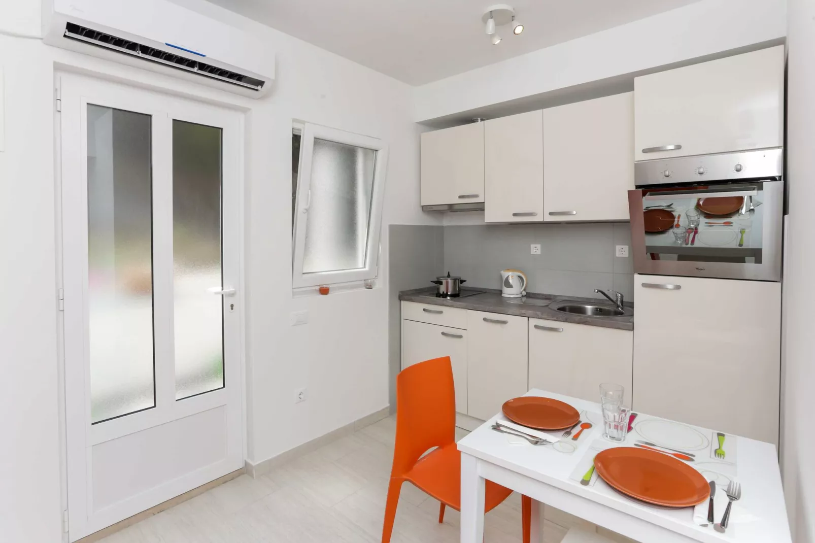 Apartments Posta - Comfort One-Bedroom Apartment with Terrace and Sea View - Apartman 6-Kitchen
