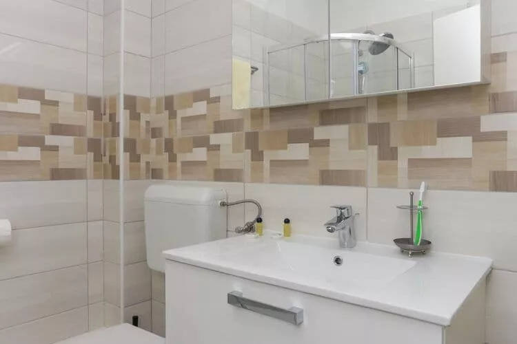 Apartments Posta - Superior One-Bedroom Apartment with Terrace and Sea View - Apartman 7-Bathroom