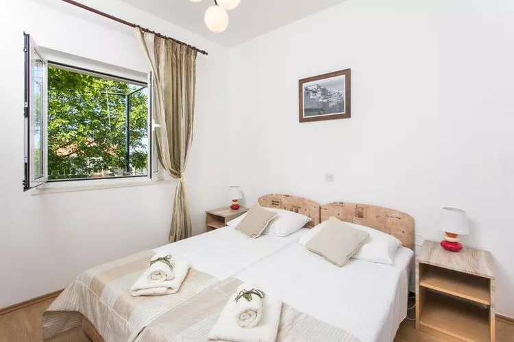 Apartments Olive - Comfort One Bedroom Apartment with Terrace and Sea View - Popolica 50-Bedroom