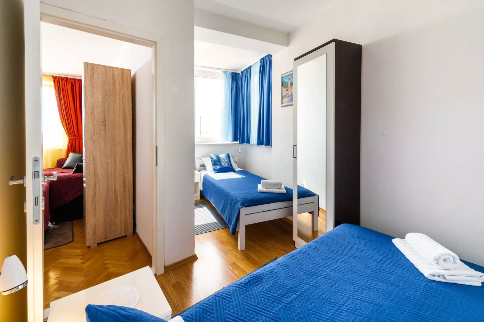 Blue Harmony Sea View Apartment - Two Bedroom Apartment with Balcony and Sea View-Bedroom