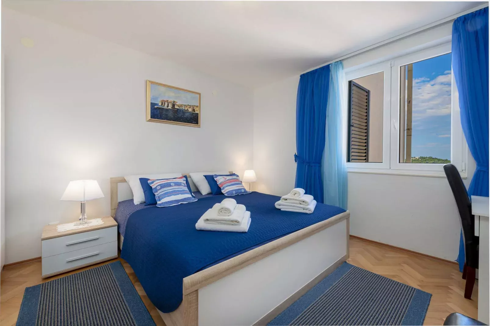 Blue Harmony Sea View Apartment - Two Bedroom Apartment with Balcony and Sea View-Bedroom