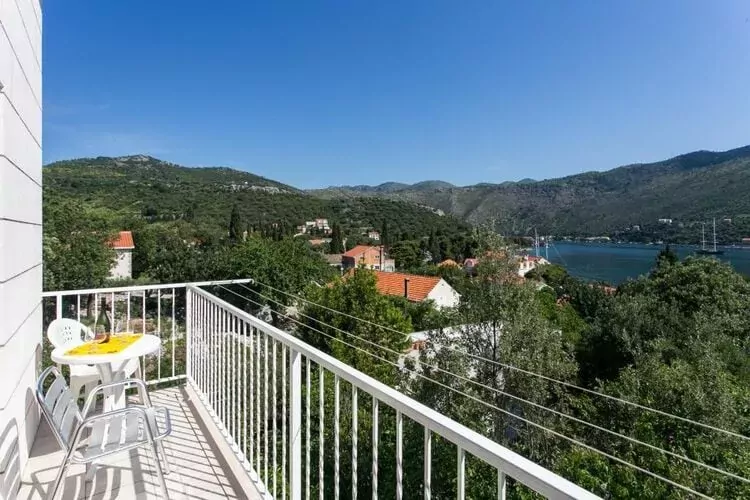 Apartments Marina - One Bedroom Apartment with Balcony and Sea View-Terrace balcony