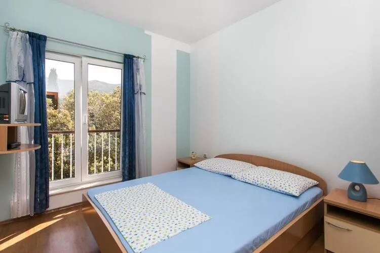 Apartments Marina - One Bedroom Apartment-Chambre