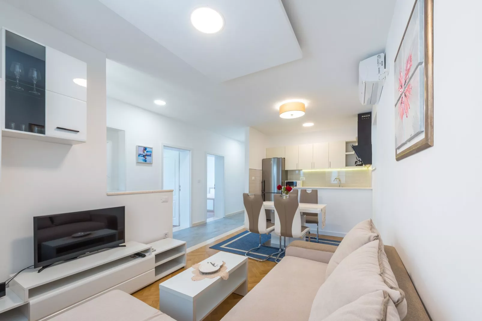 Apartments Lucija - Two Bedroom Apartment with Balcony and Sea View-Living room