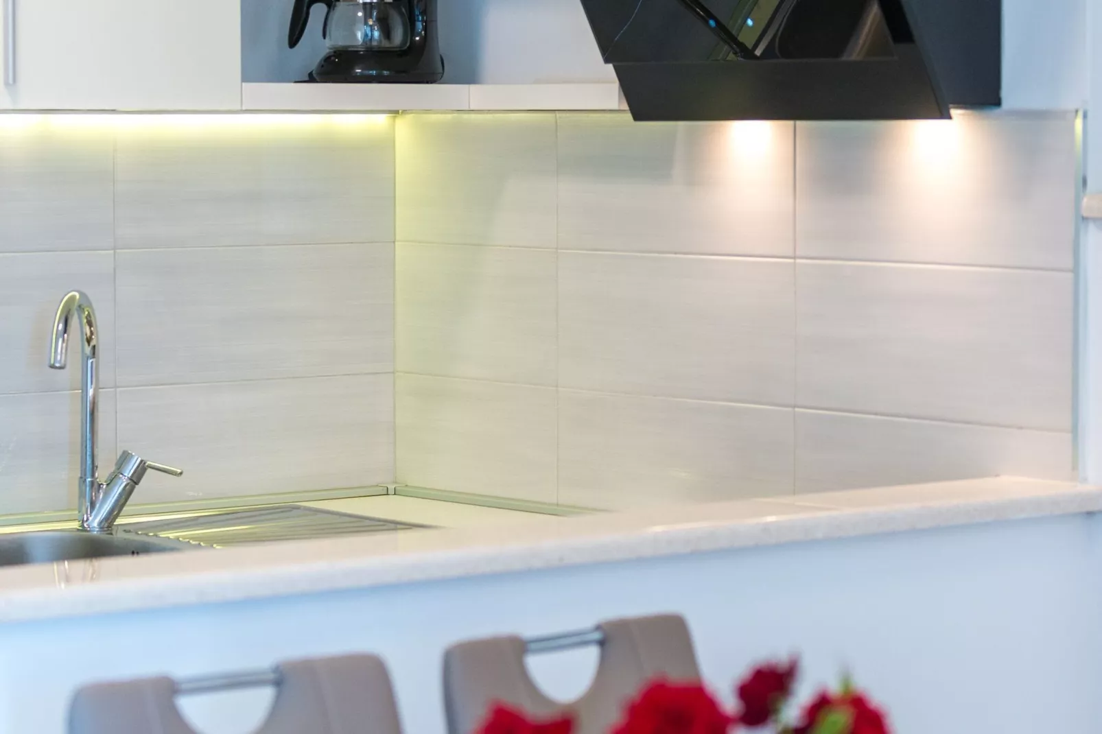 Apartments Lucija - Two Bedroom Apartment with Balcony and Sea View-Kitchen