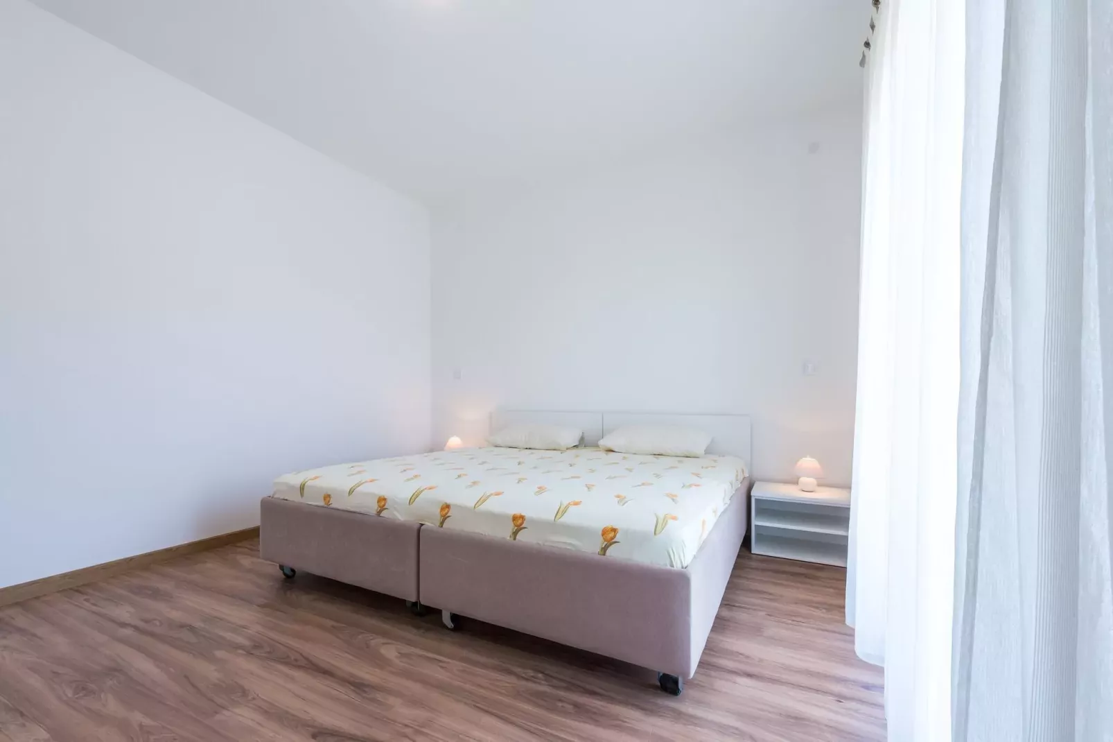 Apartments Lucija - Two Bedroom Apartment with Balcony and Sea View-Bedroom