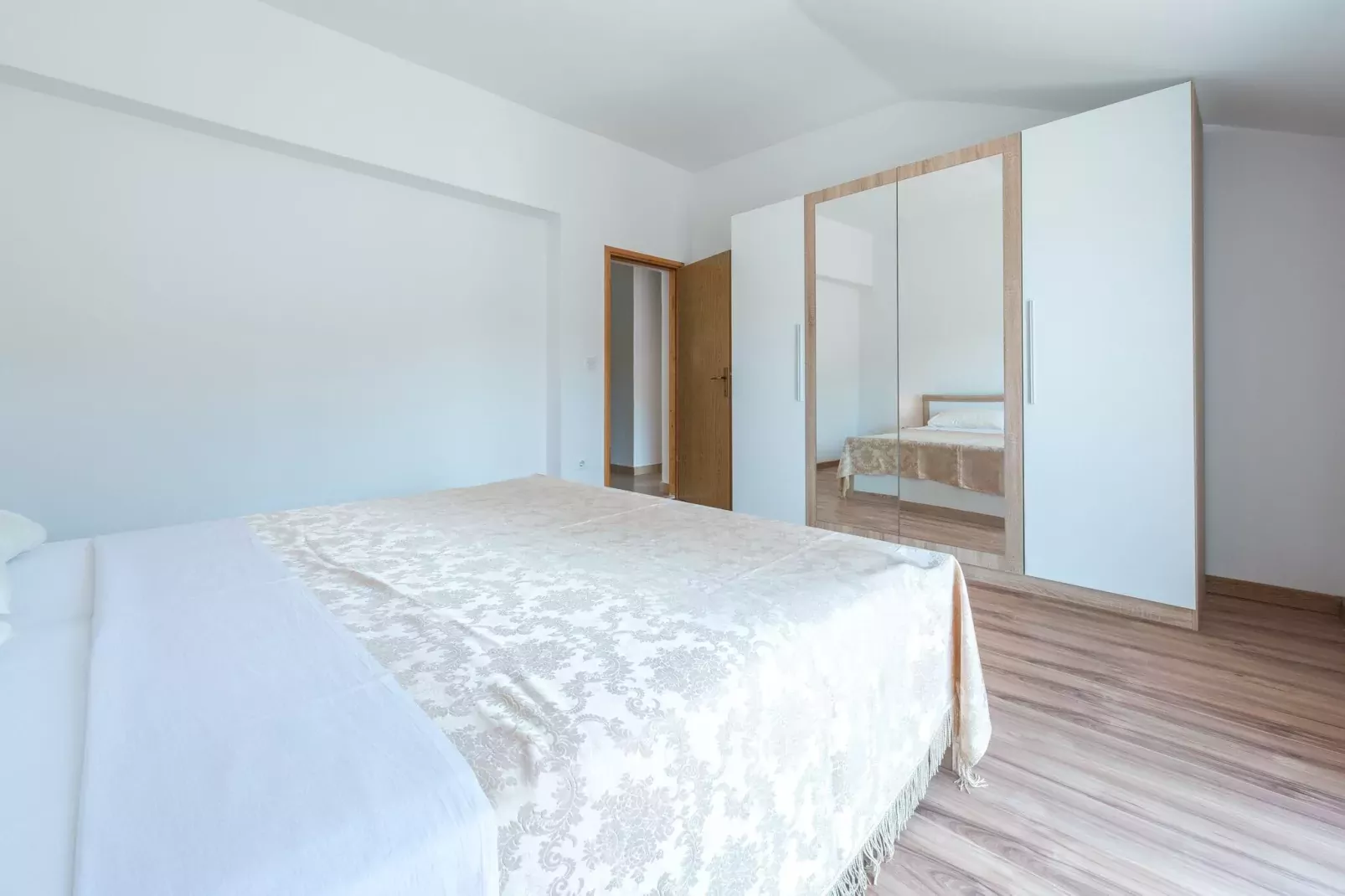 Apartments Lucija - Three Bedroom Apartment with Terrace and Sea View-Bedroom