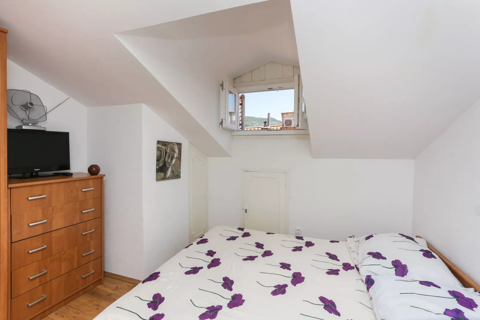 Apartments Larica - One Bedroom Apartment-Chambre