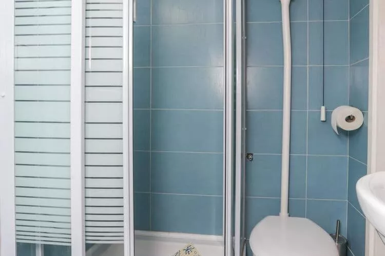 Apartments Larica - One Bedroom Apartment-Salle de bain