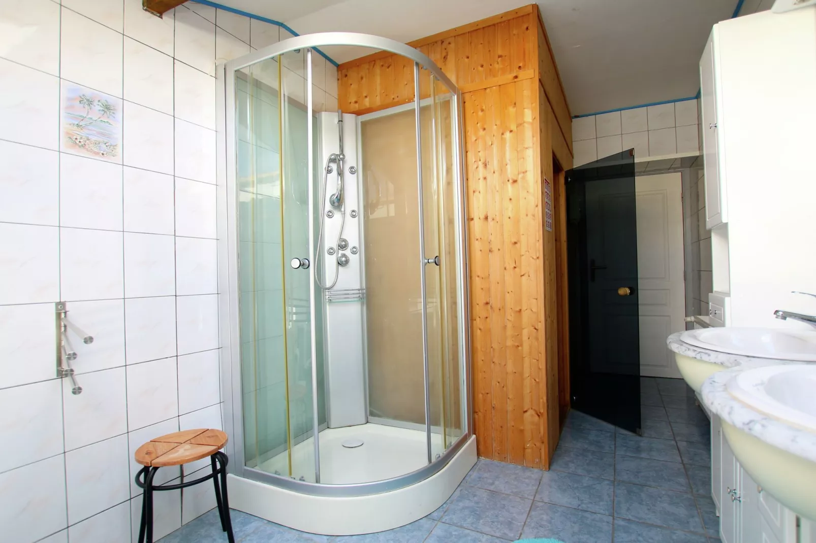 Les Gîte des Alouettes-Salle de bain