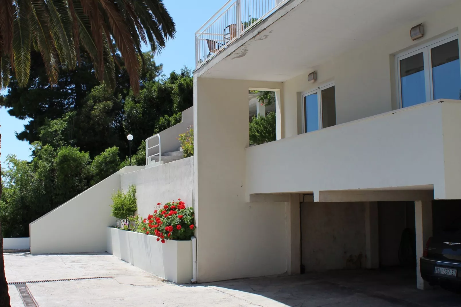Apartments Lozica - Standard Studio  Apartment with Terrace and Sea View-Outdoor