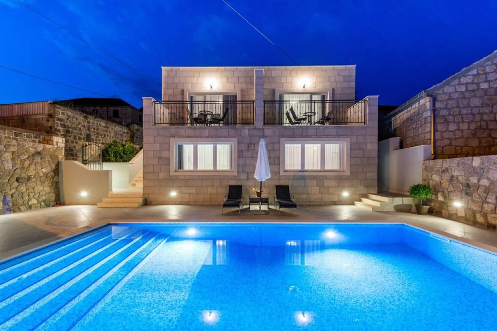 Villa Kabalero - Four-Bedroom Villa with Private Pool-Außenbereich