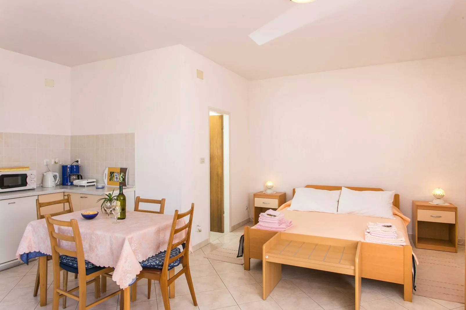 Apartments Miljan Popovic - Studio Apartment with Terrace-Bedroom