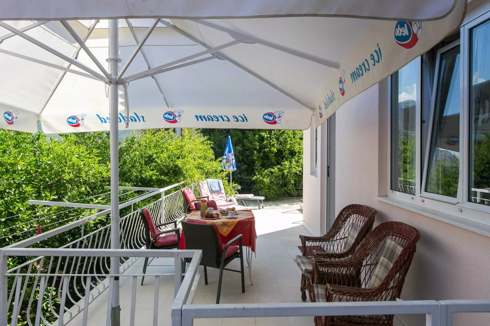 Apartments Miljan Popovic - Studio Apartment with Terrace-Outdoor