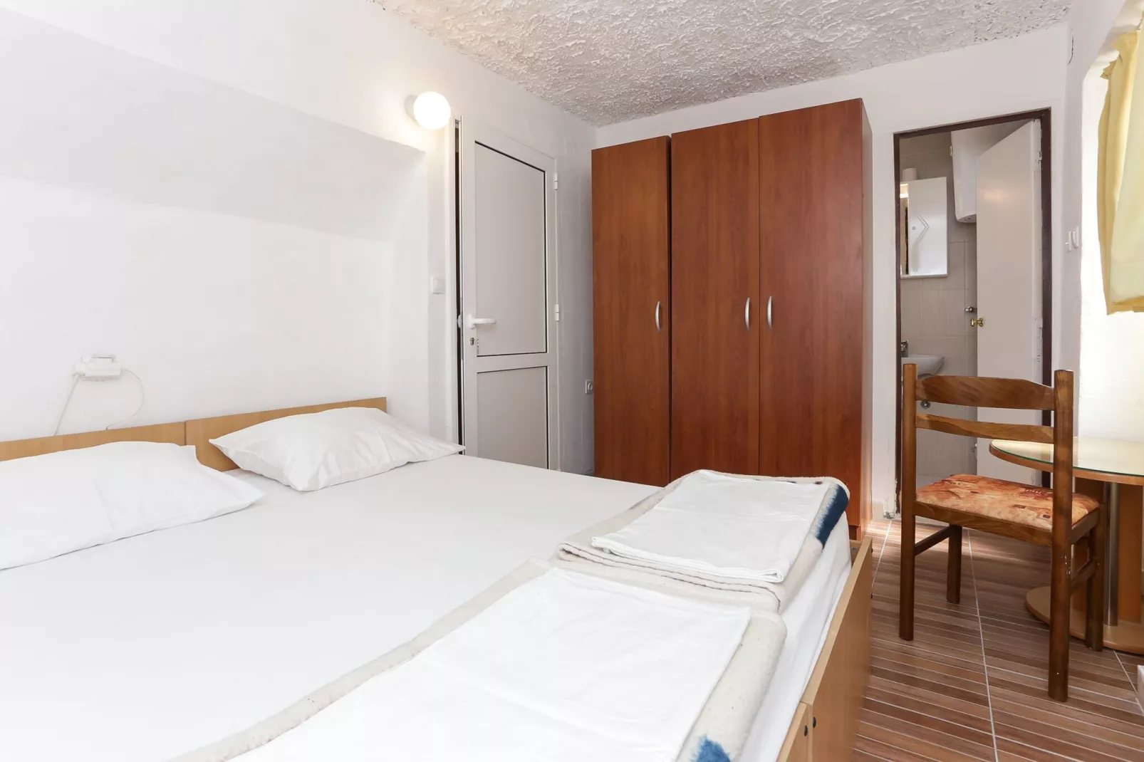 Lapad View Apartments - Duplex Economy Two Bedroom Apartment with Terrace-Bedroom
