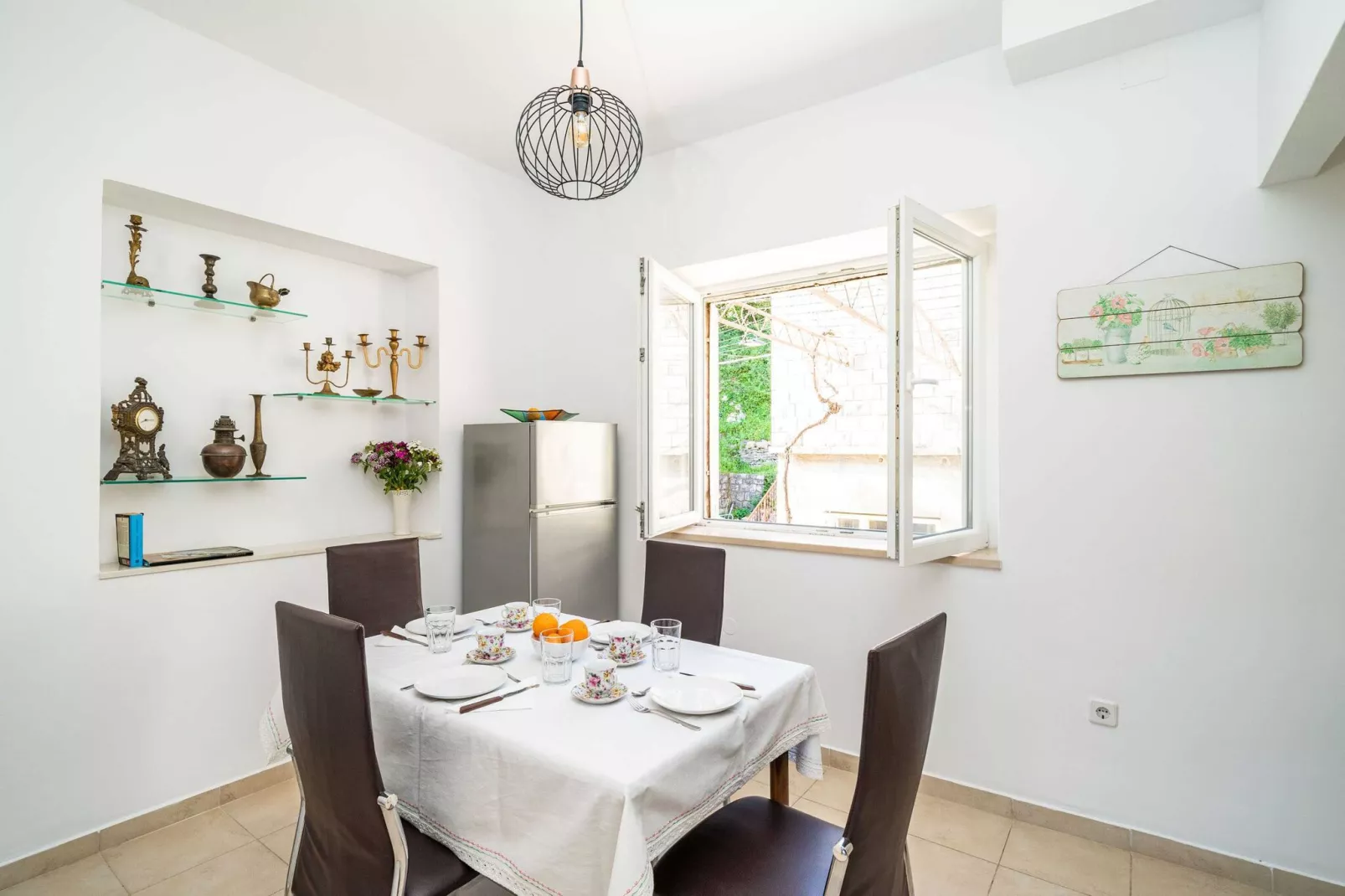 Apartments Sisic - Two Bedroom Apartment with Terrace-Dining room