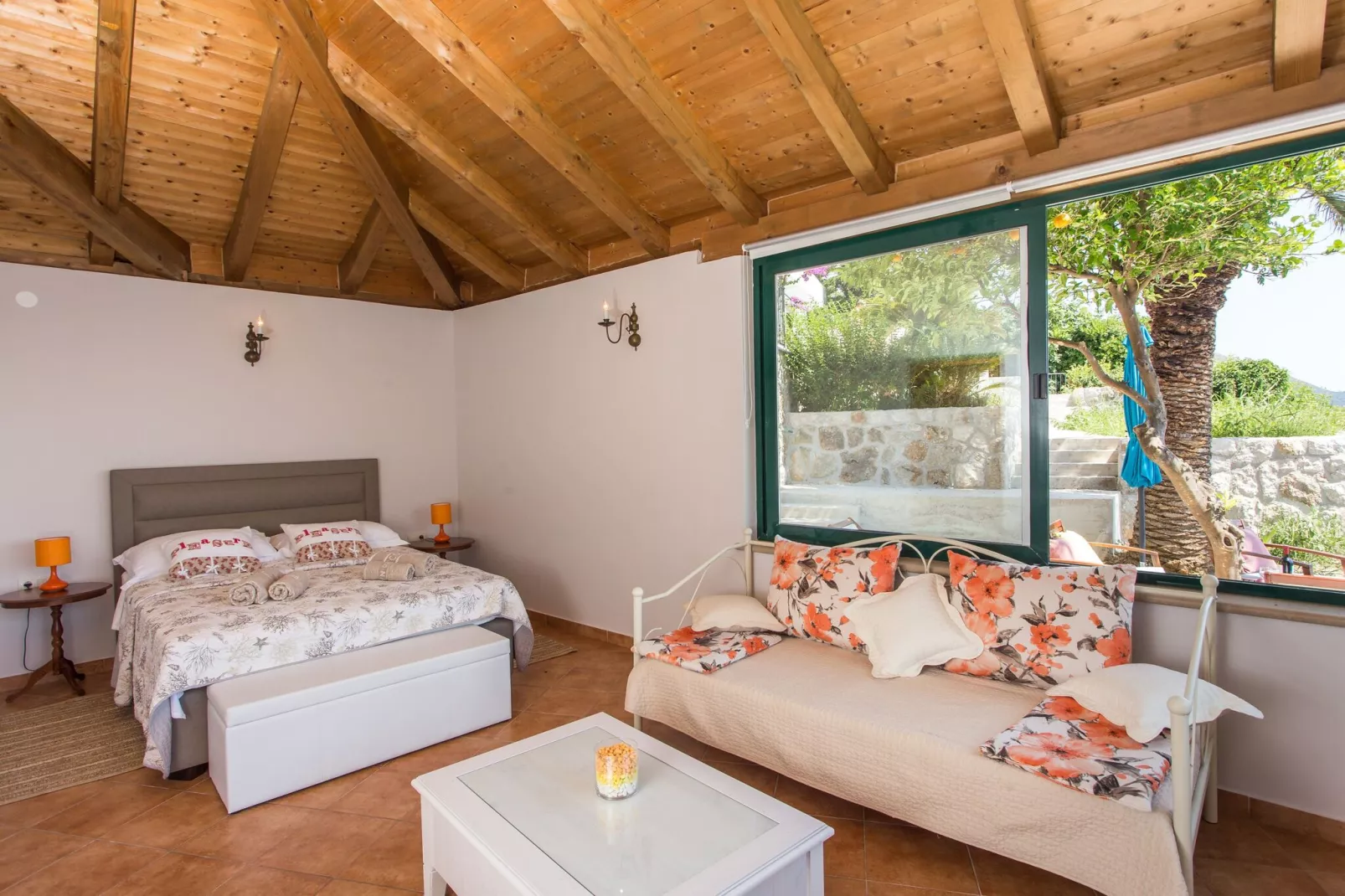 Villa Mirjana - One Bedroom Apartment with Terrace and Sea View (Naranča)-Bedroom