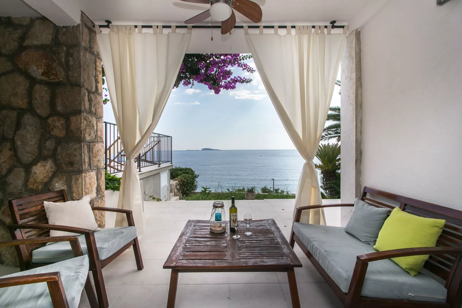 Villa Mirjana - Studio Apartment with Terrace and Sea View (Bogumila)-Terrace