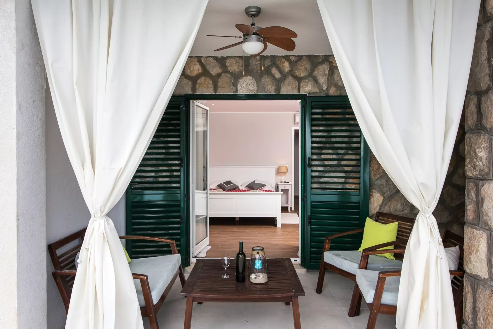 Villa Mirjana - Studio Apartment with Terrace and Sea View (Bogumila)-Terrace