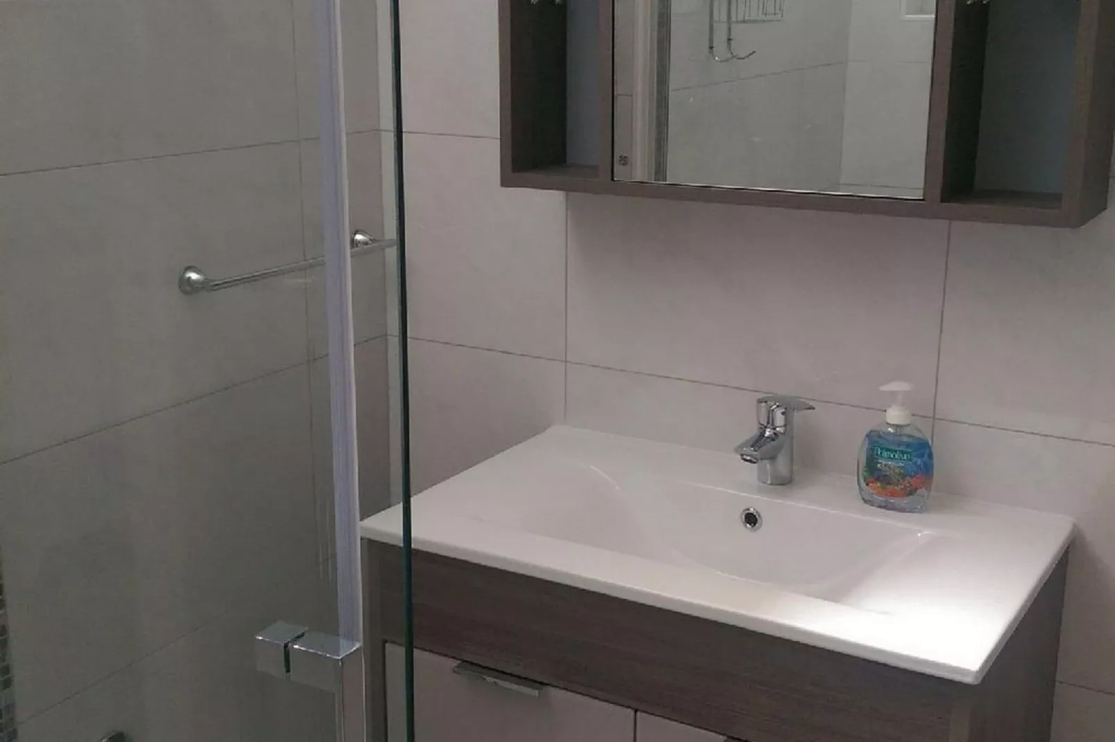 Villa Mirjana - Comfort Studio Apartment with Terrace and Sea View (Cikas)-Salle de bain