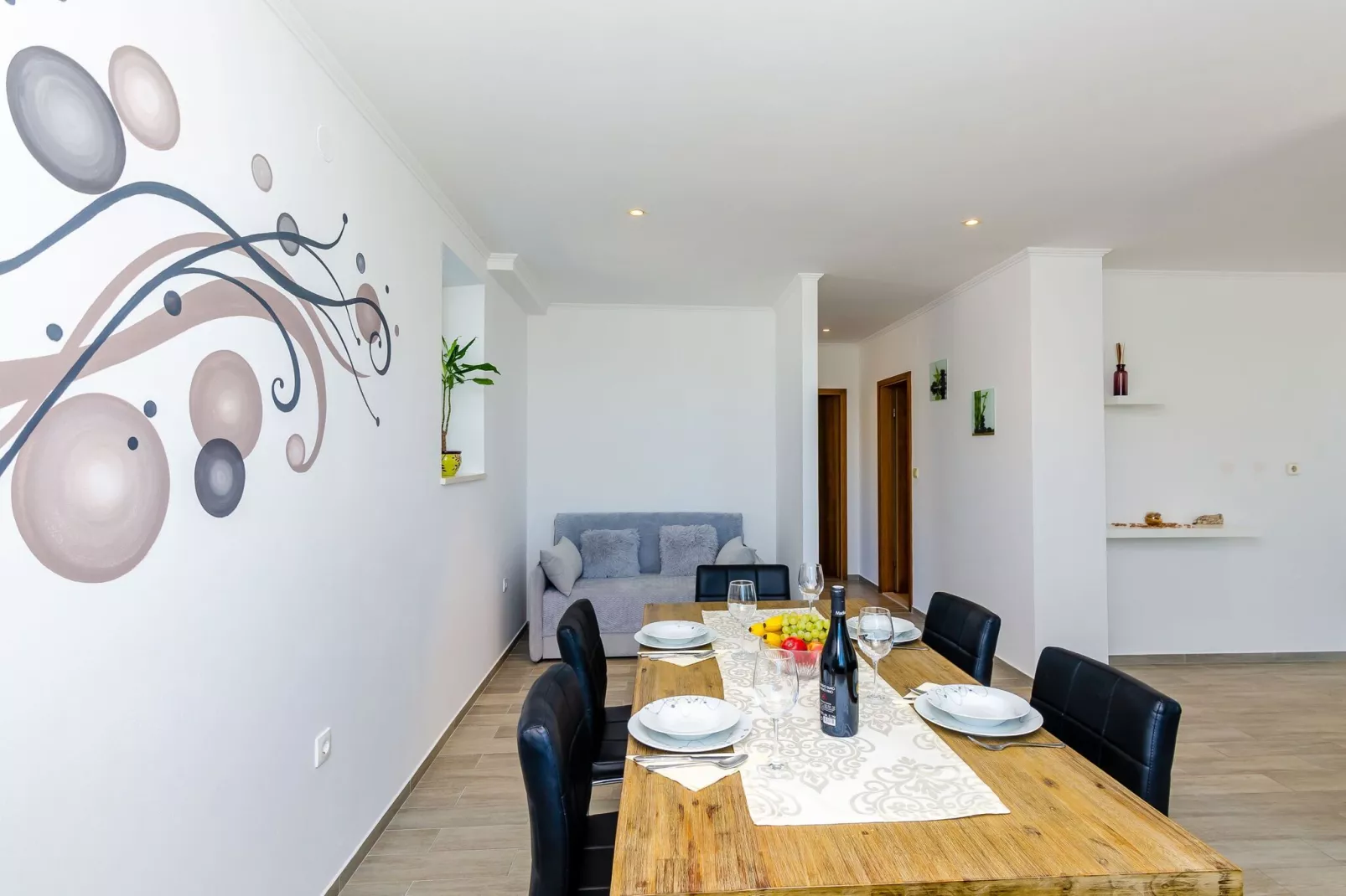 Villa Oasis Cypress - Three Bedroom Villa with Terrace and Swimming Pool-Dining room