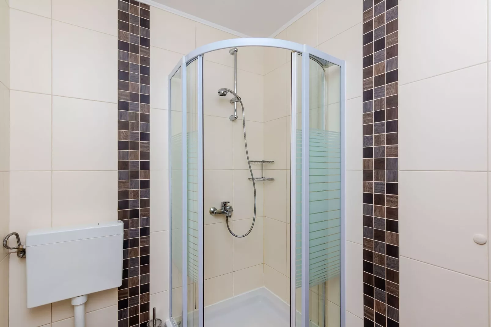 Villa Oasis Cypress - Three Bedroom Villa with Terrace and Swimming Pool-Bathroom
