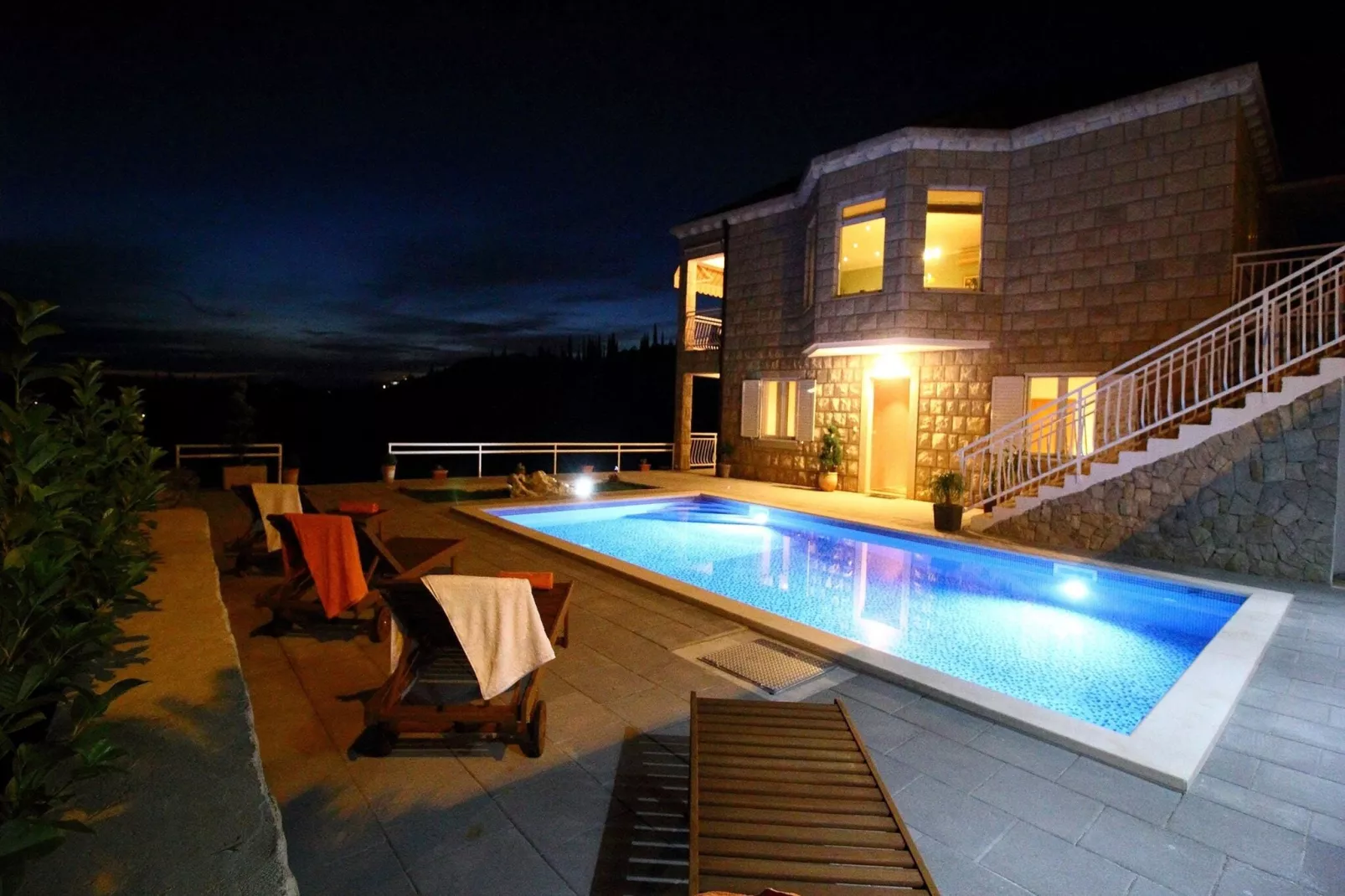 Villa Oasis Cypress - Three Bedroom Villa with Terrace and Swimming Pool-Pool
