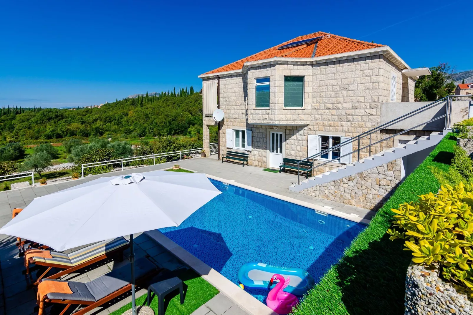 Villa Oasis Cypress - Three Bedroom Villa with Terrace and Swimming Pool-Pool