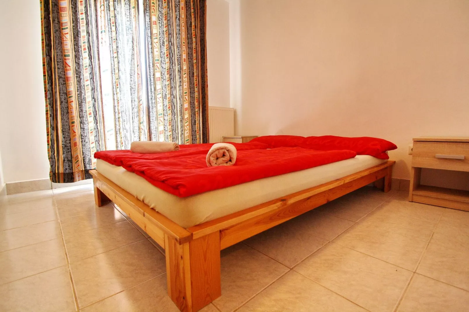 Apartments Lemeš - One Bedroom Apartment with Garden View Apt4-Bedroom