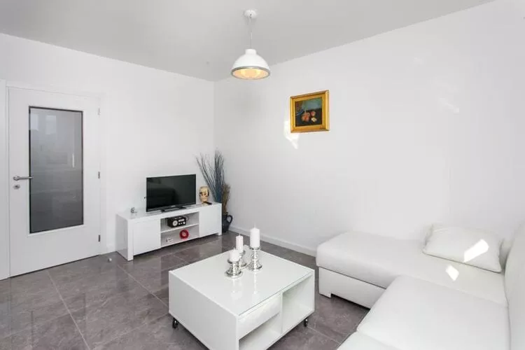 Apartment Dupčić - Two Bedroom Apartment with Balcony-Living room
