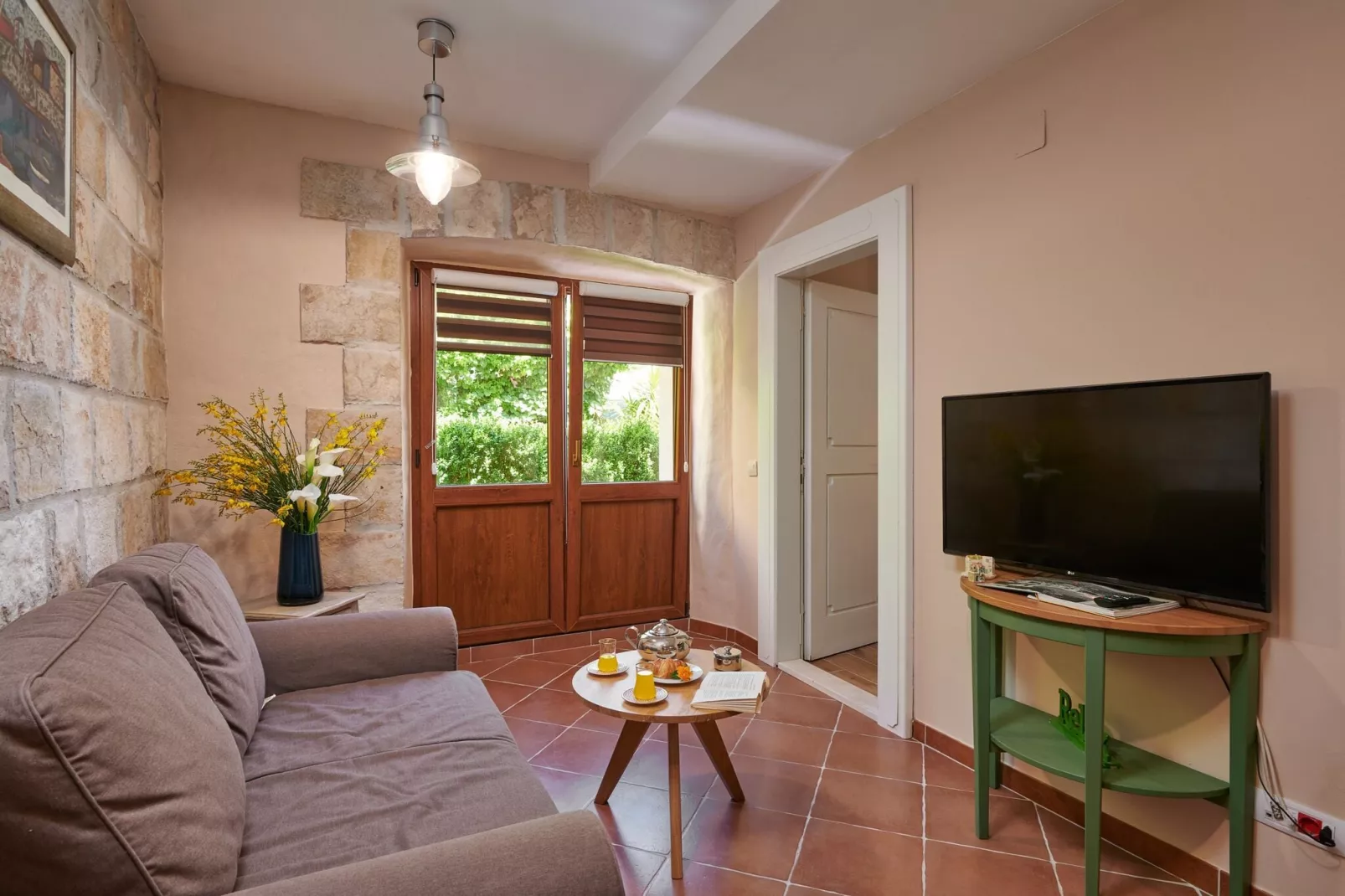 Apartment Borna - One-Bedroom Apartment with Terrace-Indoor