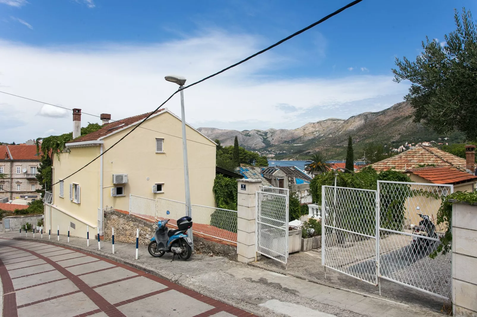 Apartment Borna - One-Bedroom Apartment with Terrace-Outdoor