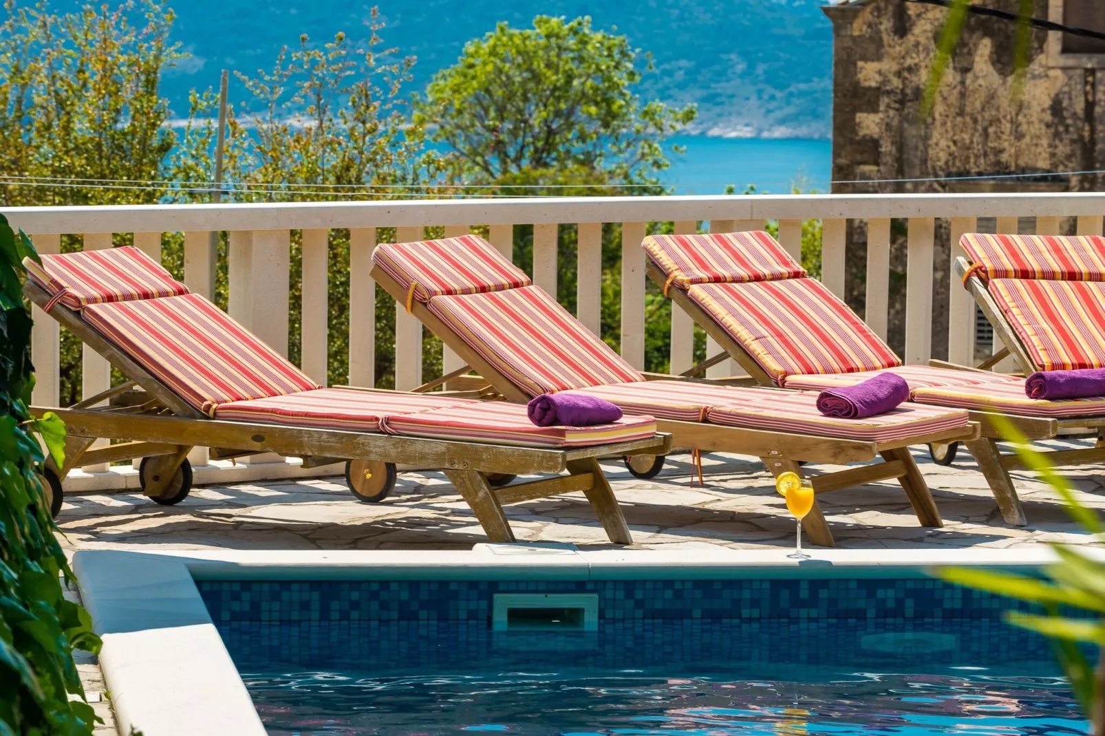 Villa Mia -Three-Bedroom Villa with Swimming Pool-Terrace