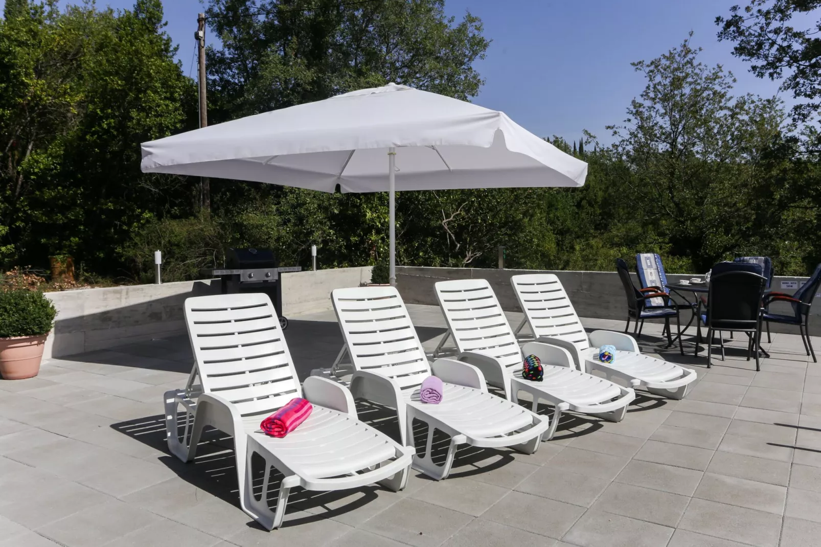 Apartments Villa Harmonia - One-Bedroom Apartment with Patio and Shared Pool-Terrace