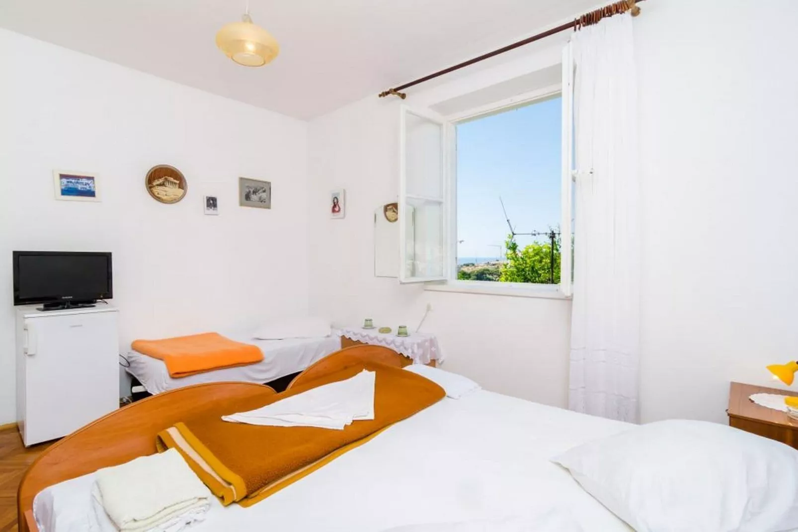 Guest House Mara - Double Room 1-Bedroom
